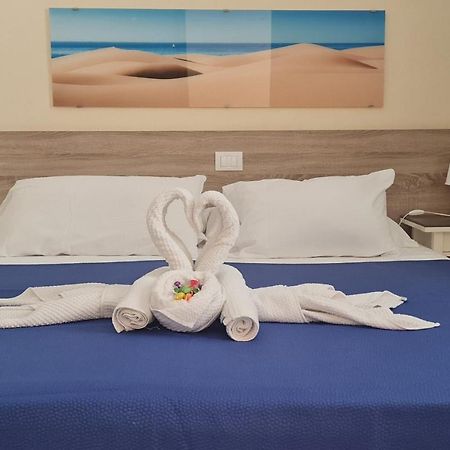 Apartamentos Strelitzias Playa del Inglés Zewnętrze zdjęcie